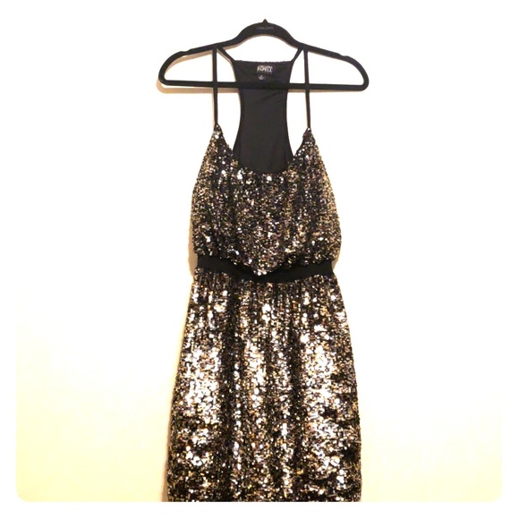 Adrianna Papell Dresses & Skirts - NWT ADRIANNA PAPELL sequin halter gown
